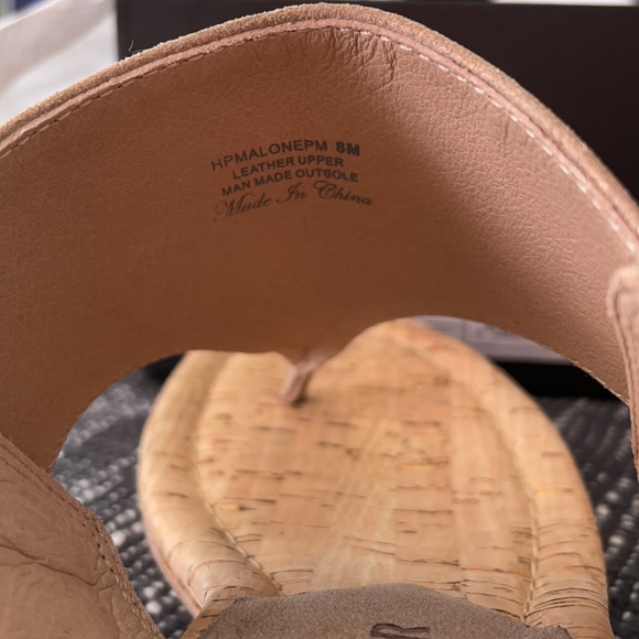 Donald Pliner Wedges - Picture 5 of 7